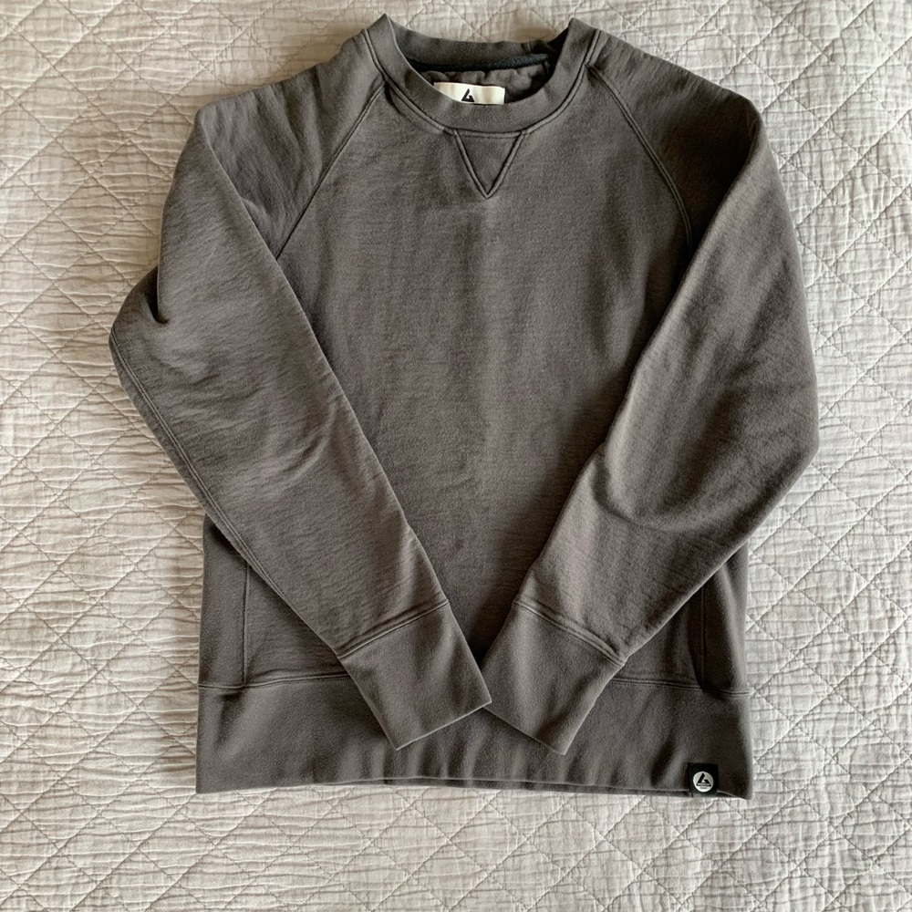 American Giant crewneck sweatshirt